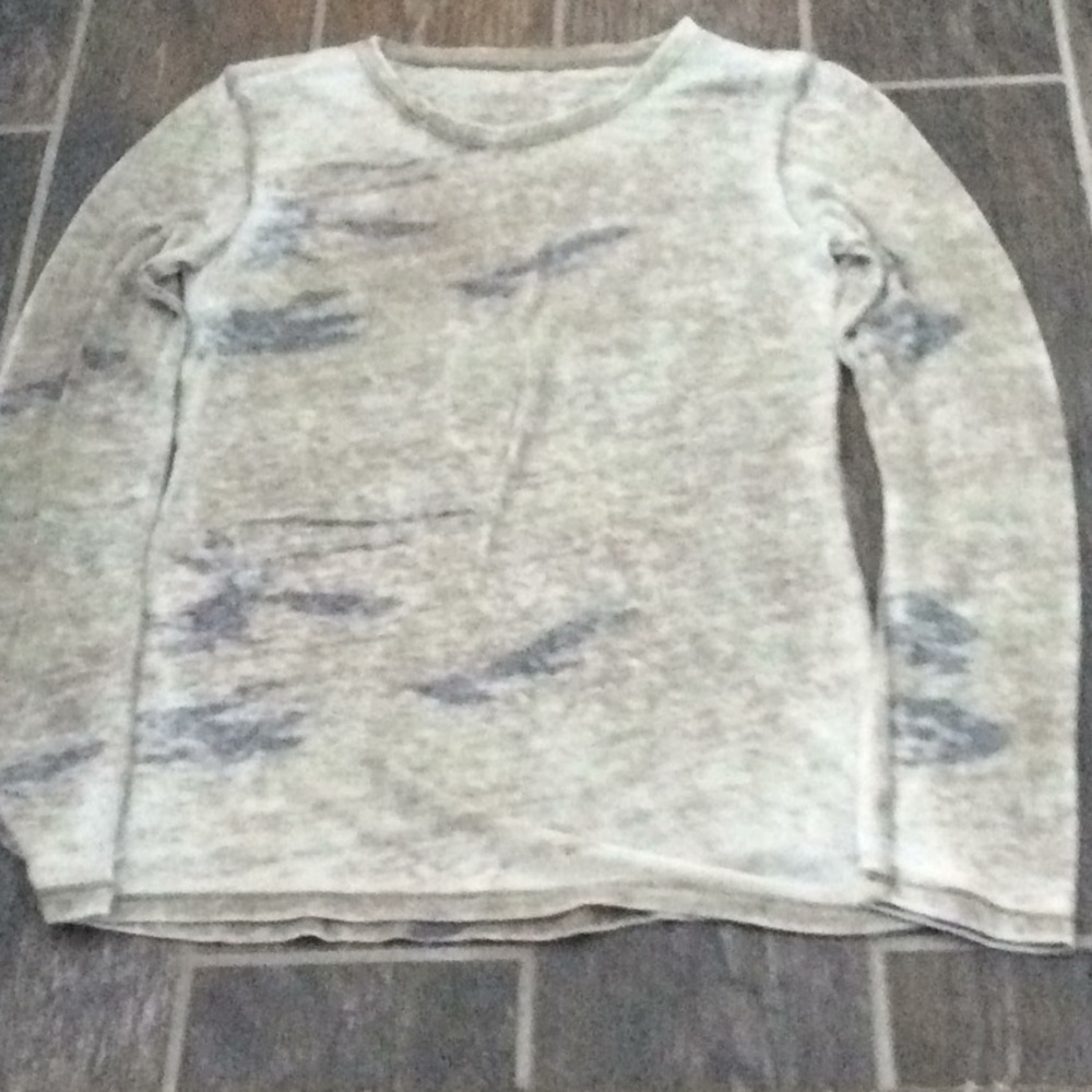 COPY - Camo burn out long sleeve top